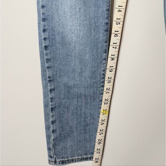 Levi's 711 skinny with button details women's size 28 - Picture 3 of 10